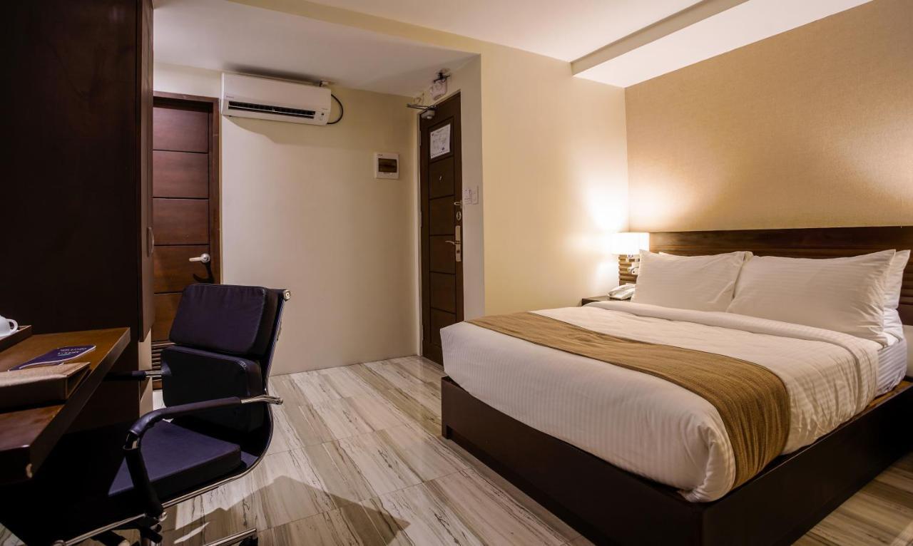 Hotel Areca Легаспи Экстерьер фото